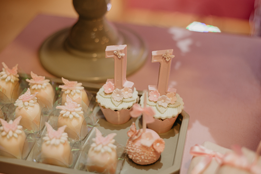 franciele duailibi fotografia; fotografia de festa infantil; festa infantil campo grande; campo grande; fotografia; decoração clean ; buffet infantil campo grande; fotografa de criança; fotos de aniversario; buffet infantil casa da dinda, campo grande 