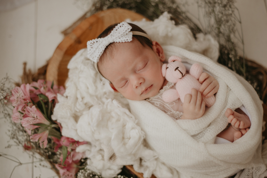 sessao newborn; newborn; campo grande; fotos fran duailibi; mae de menina; mae de menino; pai de menina; pai de menino newborn; ensaio newborn; fotos de recem nascido campo grande; fotografo em campo grande; fotos de bebe; bebe com mamae; bebe com familia