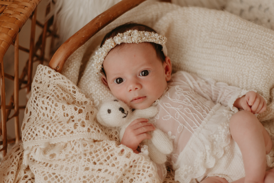 sessao newborn; newborn; campo grande; fotos fran duailibi; mae de menina; mae de menino; pai de menina; pai de menino newborn; ensaio newborn; fotos de recem nascido campo grande; fotografo em campo grande; fotos de bebe; bebe com mamae; bebe com familia