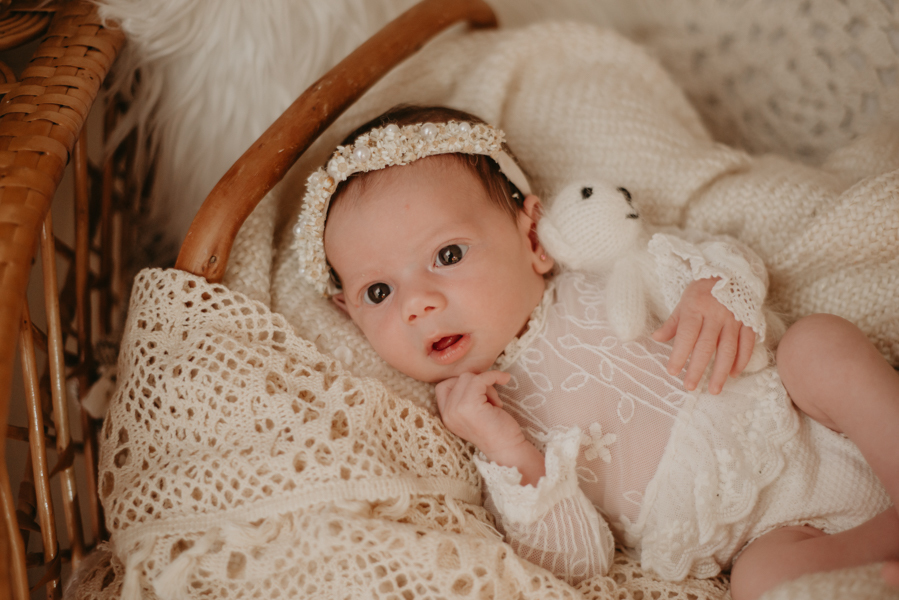 sessao newborn; newborn; campo grande; fotos fran duailibi; mae de menina; mae de menino; pai de menina; pai de menino newborn; ensaio newborn; fotos de recem nascido campo grande; fotografo em campo grande; fotos de bebe; bebe com mamae; bebe com familia