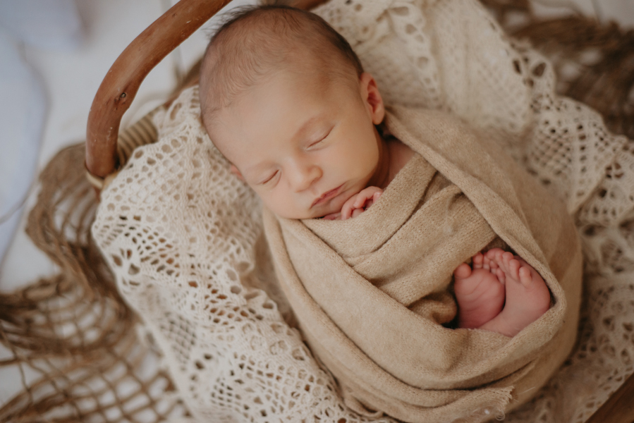 sessao newborn; newborn; campo grande; fotos fran duailibi; mae de menina; mae de menino; pai de menina; pai de menino newborn; ensaio newborn; fotos de recem nascido campo grande; fotografo em campo grande; fotos de bebe; bebe com mamae; bebe com familia