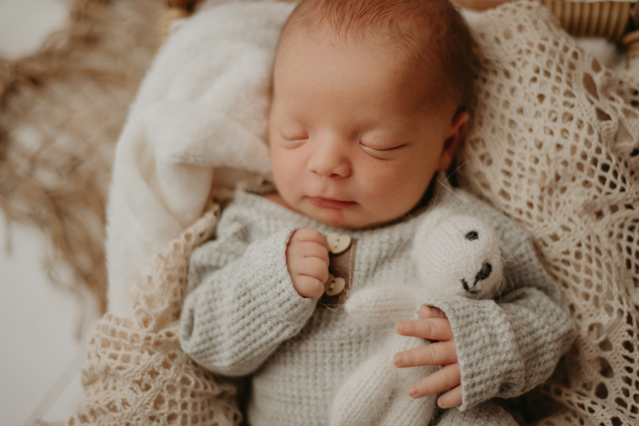 sessao newborn; newborn; campo grande; fotos fran duailibi; mae de menina; mae de menino; pai de menina; pai de menino newborn; ensaio newborn; fotos de recem nascido campo grande; fotografo em campo grande; fotos de bebe; bebe com mamae; bebe com familia