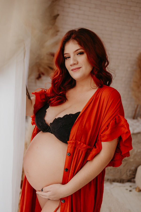 ensaio de gestante; fotos de gravida estudio ; estudio de fotos em campo grande; fotos fran duailibi; fotografa campo grande; fotografo de gestante; ensaio gravida; ensaio criativo gestante; fotos de gravida; gestante nu; maternidade candido mariano