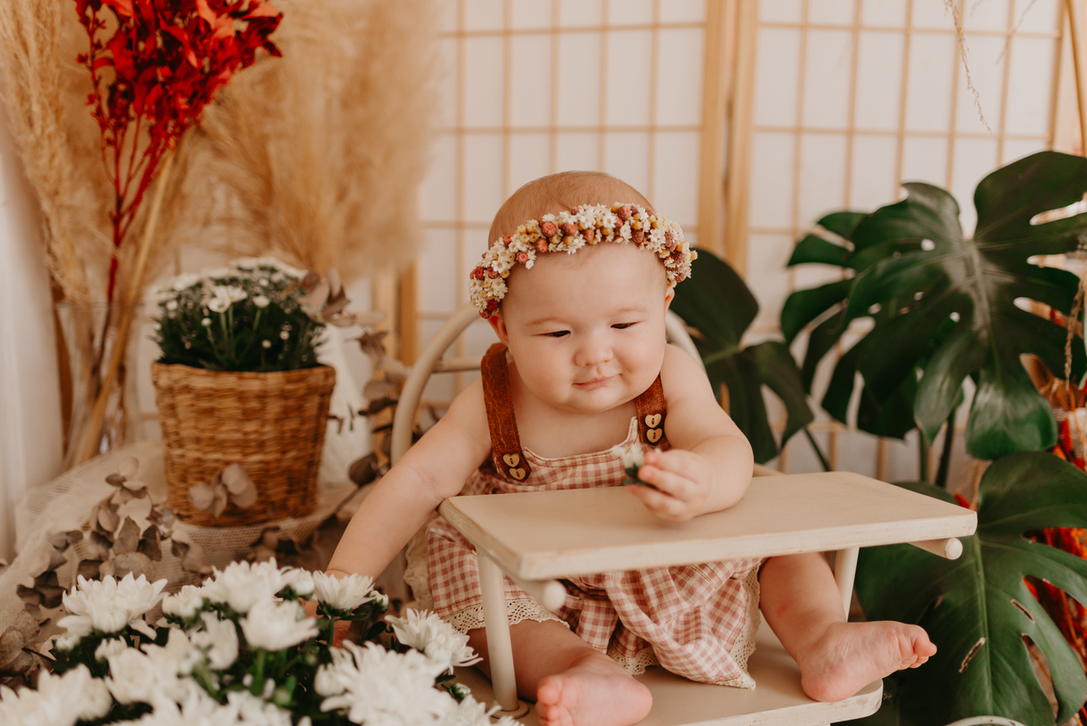 ensaio bebe menina 9 meses no estudio, estilo boho, ensaio melancia

fotos em familia no estudio

ensaio bebe na agua

agua com morango, bebe na bacia

agua banquinha