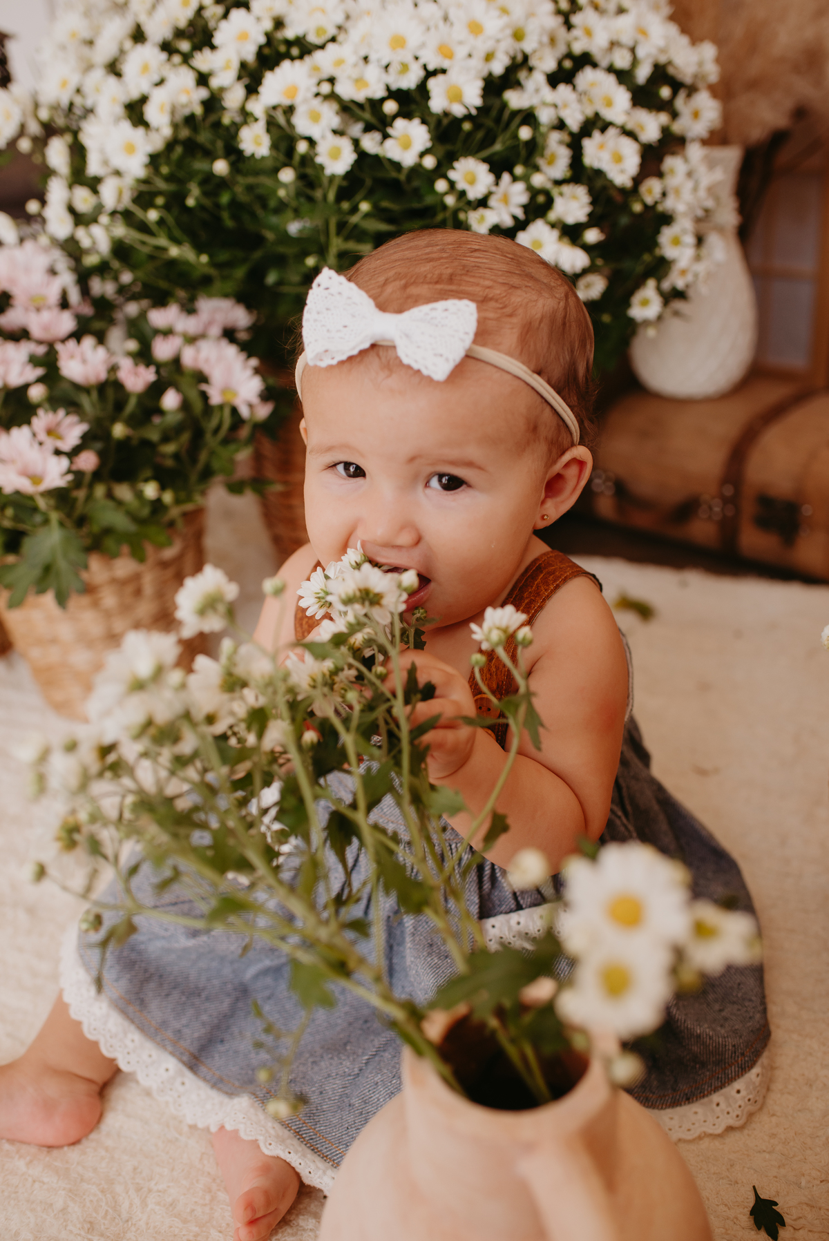 ensaio bebe menina 9 meses no estudio, estilo boho, ensaio melancia

fotos em familia no estudio

ensaio bebe na agua

agua com morango, bebe na bacia

agua banquinha