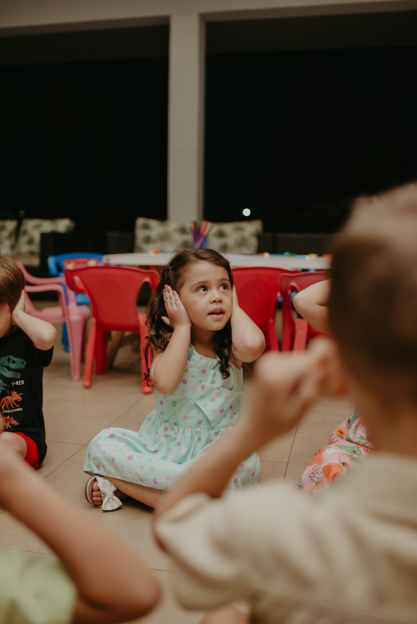 franciele duailibi fotografia; fotografia de festa infantil; festa infantil campo grande; campo grande; fotografia; decoração clean ; buffet infantil campo grande; fotografa de criança; fotos de aniversario; buffet infantil, 