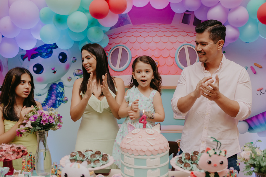 franciele duailibi fotografia; fotografia de festa infantil; festa infantil campo grande; campo grande; fotografia; decoração clean ; buffet infantil campo grande; fotografa de criança; fotos de aniversario; buffet infantil, 