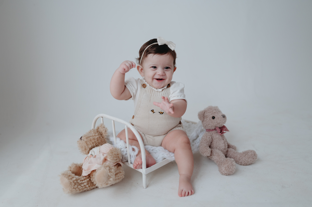 ensaio bebe menina 6 meses no estudio, estilo boho, ensaio pinterest; fotos em familia no estudio; estudio em campo grande; bebe menina; ensaio de criança; franciele duailibi fotografia; ensaio ursinhos