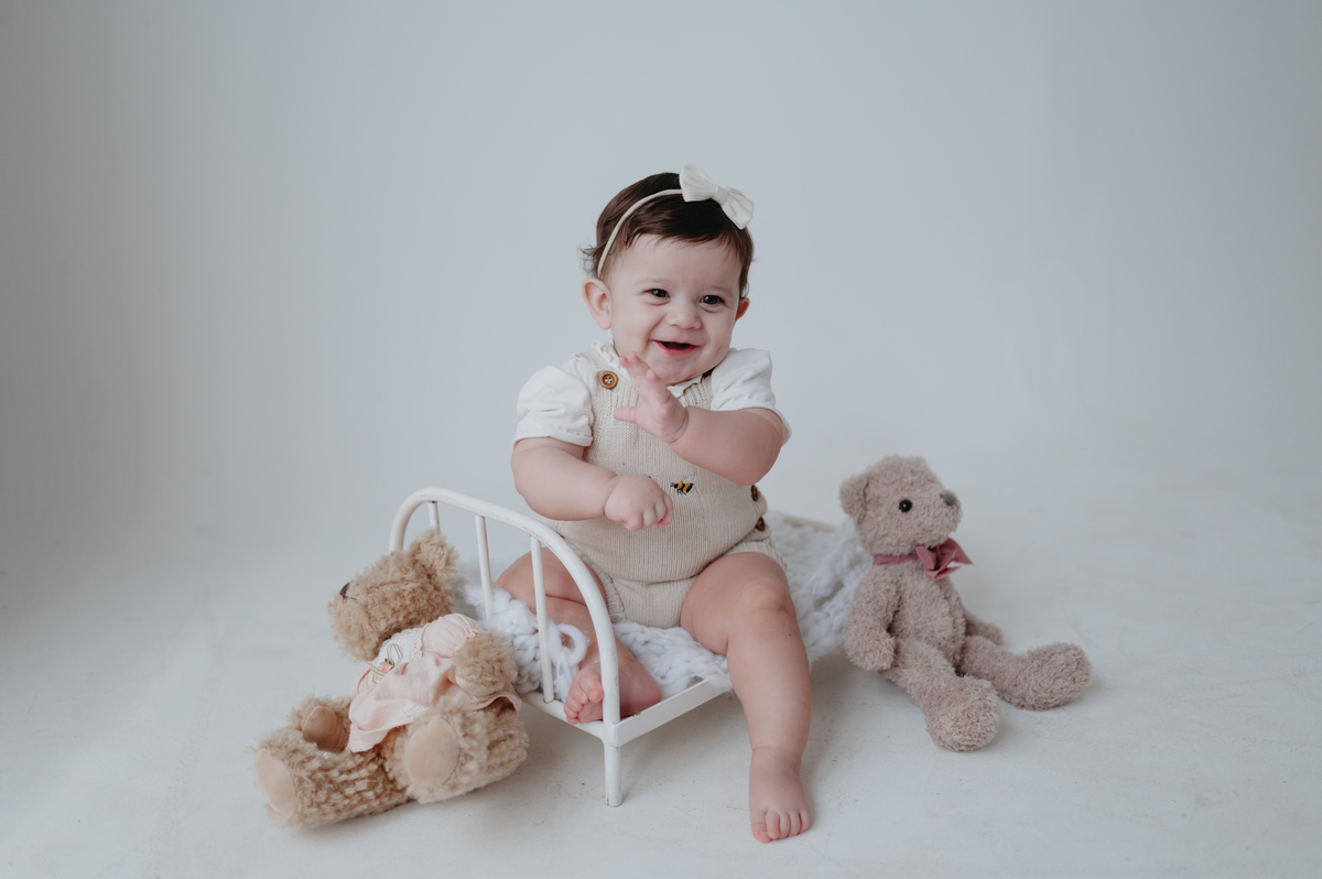 ensaio bebe menina 6 meses no estudio, estilo boho, ensaio pinterest; fotos em familia no estudio; estudio em campo grande; bebe menina; ensaio de criança; franciele duailibi fotografia; ensaio ursinhos