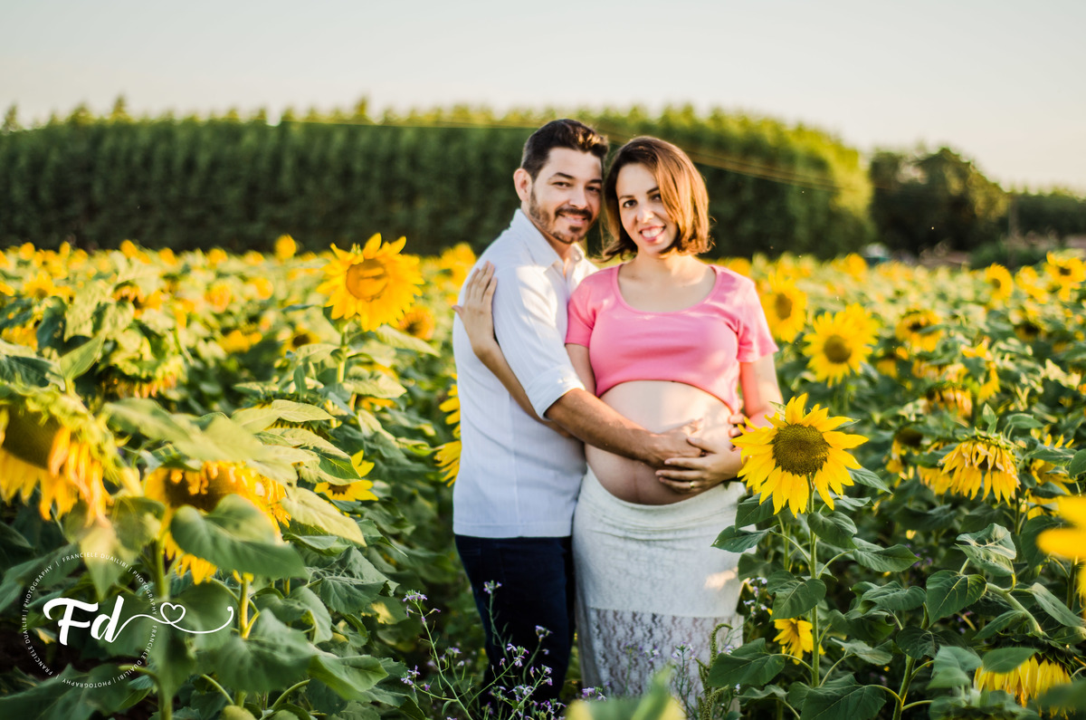 franciele duailibi photography; 
fotografia de gestante cg
fotografia de parto campo grande;
fotografia de gravida;
maternidade;  gravida em campo grande
franciele duailibi;
ensaio gestante no girassol; girassol cg; ensaio no girassol cg; gravida girassol