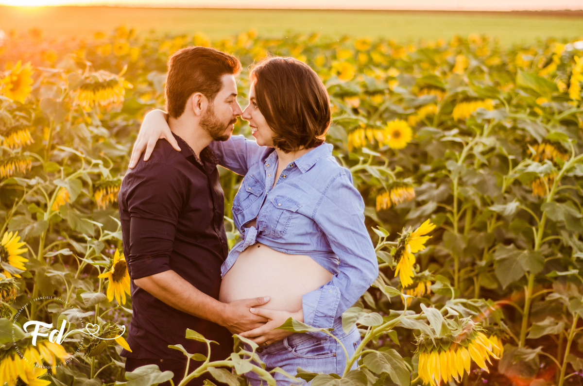 franciele duailibi photography; 
fotografia de gestante cg
fotografia de parto campo grande;
fotografia de gravida;
maternidade;  gravida em campo grande
franciele duailibi;
ensaio gestante no girassol; girassol cg; ensaio no girassol cg; gravida girassol