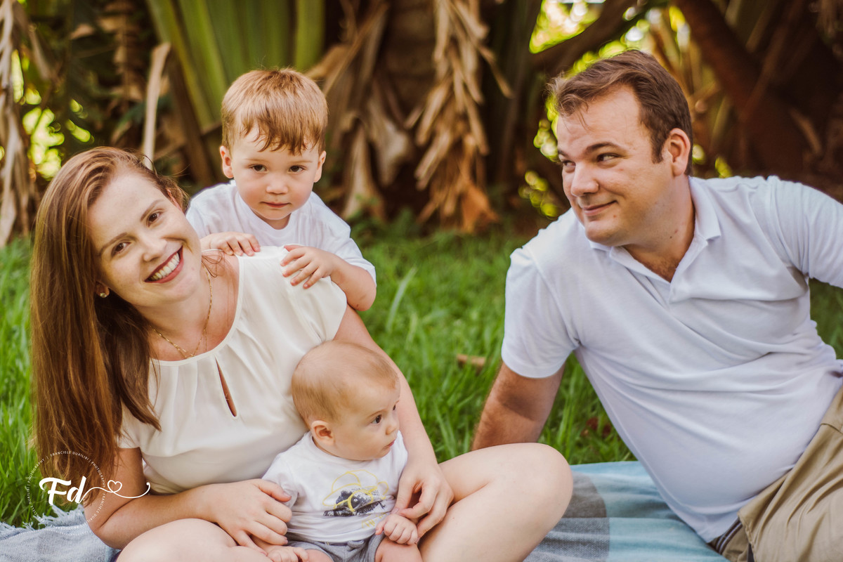 franciele duailibi photography; 
fotografia de familia cg; fotografia de familia ; ensaio de bebe ; smash the fruit ; smash the cake; smash the fruti campo grande; ensaio de bebe campo grande; ensaio externo 1 ano campo grande ; fotografo de criança;
