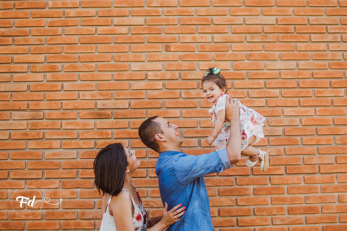 franciele duailibi photography; 
fotografia de familia cg; fotografia de familia ; ensaio de bebe ; smash the fruit ; smash the cake; smash the fruti campo grande; ensaio de bebe campo grande; ensaio externo 1 ano campo grande ; fotografo de criança;
