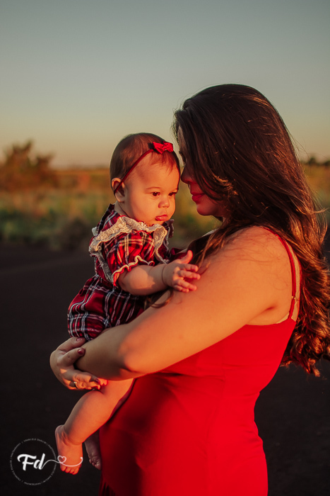 ensaio de acompanhamento de bebe; ensaio fotografico campo grande ; fotografo em campo grande; franciele duailibi photography; acompanhamento campo grande ; ensaio lifestyle campo grande;  fotografo de bebe campo grande ; franciele duailibi; mae e filha