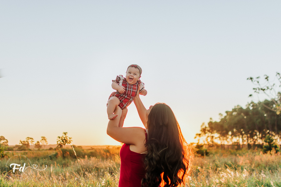 ensaio de acompanhamento de bebe; ensaio fotografico campo grande ; fotografo em campo grande; franciele duailibi photography; acompanhamento campo grande ; ensaio lifestyle campo grande;  fotografo de bebe campo grande ; franciele duailibi; mae e filha