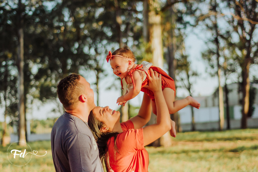 franciele duailibi photography; fotografa campo grande;  fotografia de familia ; ensaio de bebe ; smash the fruit ; smash the cake; smash the fruti campo grande; ensaio de bebe campo grande; ensaio externo 1 ano campo grande ; fotografo de criança; ensaio