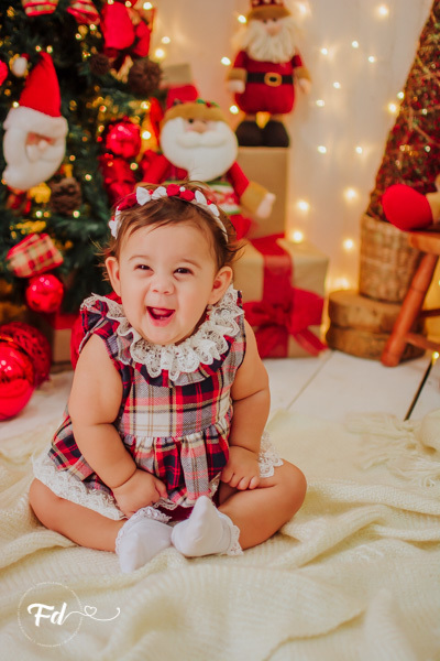 sessao de natal; ensaio de natal; sessão de natal campo grande ; mini sessao; fotos de natal; mini sessao natalina ; campo grande; fotografa em campo grande; sessao no estudio de natal ; franciele duailibi photography; cenario de natal; foto de bebe; 