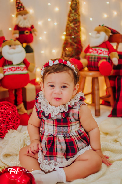 sessao de natal; ensaio de natal; sessão de natal campo grande ; mini sessao; fotos de natal; mini sessao natalina ; campo grande; fotografa em campo grande; sessao no estudio de natal ; franciele duailibi photography; cenario de natal; foto de bebe; 