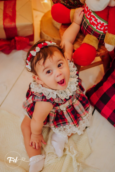 sessao de natal; ensaio de natal; sessão de natal campo grande ; mini sessao; fotos de natal; mini sessao natalina ; campo grande; fotografa em campo grande; sessao no estudio de natal ; franciele duailibi photography; cenario de natal; foto de bebe; 