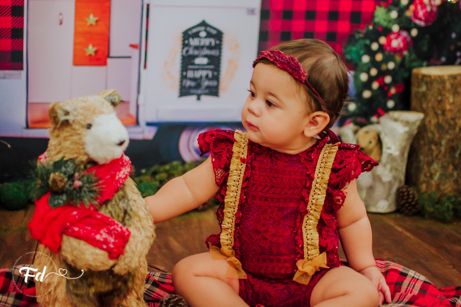 sessao de natal; ensaio de natal; sessão de natal campo grande ; mini sessao; fotos de natal; mini sessao natalina ; campo grande; fotografa em campo grande; sessao no estudio de natal ; franciele duailibi photography; cenario de natal; foto de bebe; 