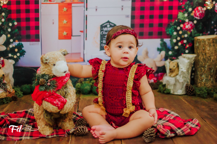 sessao de natal; ensaio de natal; sessão de natal campo grande ; mini sessao; fotos de natal; mini sessao natalina ; campo grande; fotografa em campo grande; sessao no estudio de natal ; franciele duailibi photography; cenario de natal; foto de bebe; 