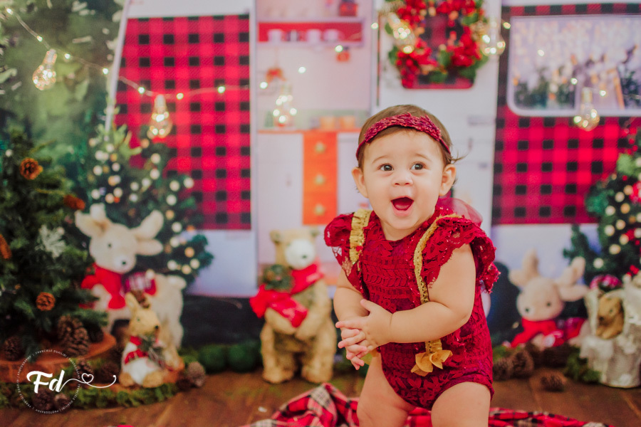 sessao de natal; ensaio de natal; sessão de natal campo grande ; mini sessao; fotos de natal; mini sessao natalina ; campo grande; fotografa em campo grande; sessao no estudio de natal ; franciele duailibi photography; cenario de natal; foto de bebe; 