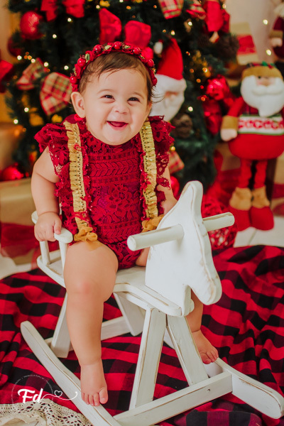 sessao de natal; ensaio de natal; sessão de natal campo grande ; mini sessao; fotos de natal; mini sessao natalina ; campo grande; fotografa em campo grande; sessao no estudio de natal ; franciele duailibi photography; cenario de natal; foto de bebe; 