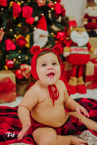 sessao de natal; ensaio de natal; sessão de natal campo grande ; mini sessao; fotos de natal; mini sessao natalina ; campo grande; fotografa em campo grande; sessao no estudio de natal ; franciele duailibi photography; cenario de natal; foto de bebe; 