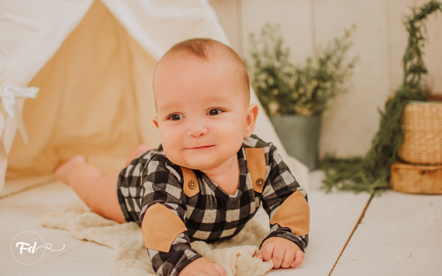 ensaio de acompanhamento de bebe; ensaio fotografico campo grande ; fotografo em campo grande; franciele duailibi photography; acompanhamento de bebe  ;  campo grande ; franciele duailibi; fotografa de bebes campo grande; ensaio de bebe; acompanhamento 