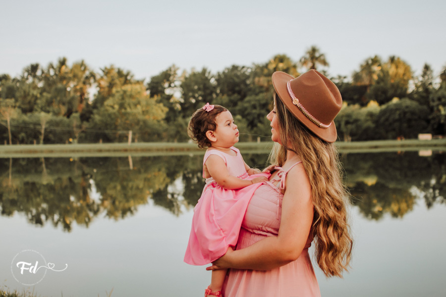 franciele duailibi photography; fotografa campo grande;  fotografia de familia ; ensaio de bebe ; ensaio de bebe campo grande; ensaio 1 ano campo grande ; fotografo de criança; ensaio externo campo grande; fotografo de bebe ; ensaio 1 aninho menina 