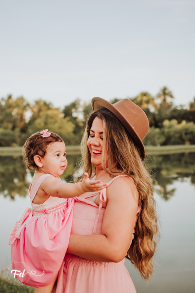 franciele duailibi photography; fotografa campo grande;  fotografia de familia ; ensaio de bebe ; ensaio de bebe campo grande; ensaio 1 ano campo grande ; fotografo de criança; ensaio externo campo grande; fotografo de bebe ; ensaio 1 aninho menina 