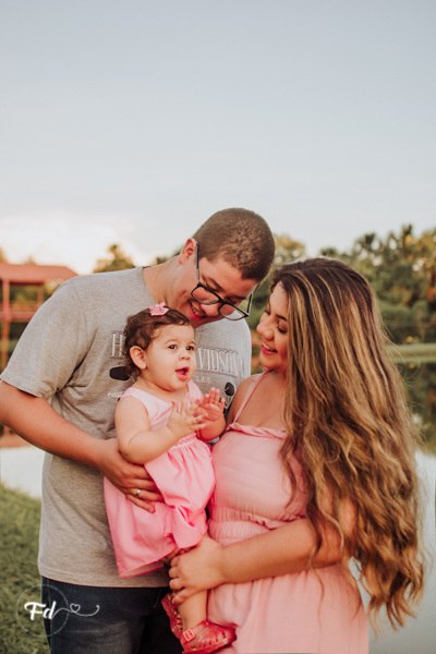 franciele duailibi photography; fotografa campo grande;  fotografia de familia ; ensaio de bebe ; ensaio de bebe campo grande; ensaio 1 ano campo grande ; fotografo de criança; ensaio externo campo grande; fotografo de bebe ; ensaio 1 aninho menina 