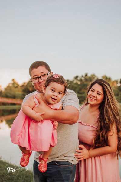 franciele duailibi photography; fotografa campo grande;  fotografia de familia ; ensaio de bebe ; ensaio de bebe campo grande; ensaio 1 ano campo grande ; fotografo de criança; ensaio externo campo grande; fotografo de bebe ; ensaio 1 aninho menina 