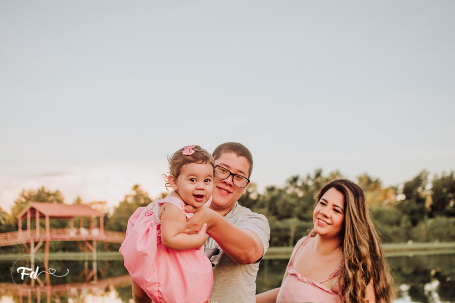 franciele duailibi photography; fotografa campo grande;  fotografia de familia ; ensaio de bebe ; ensaio de bebe campo grande; ensaio 1 ano campo grande ; fotografo de criança; ensaio externo campo grande; fotografo de bebe ; ensaio 1 aninho menina 