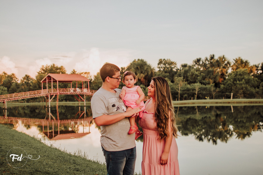 franciele duailibi photography; fotografa campo grande;  fotografia de familia ; ensaio de bebe ; ensaio de bebe campo grande; ensaio 1 ano campo grande ; fotografo de criança; ensaio externo campo grande; fotografo de bebe ; ensaio 1 aninho menina 