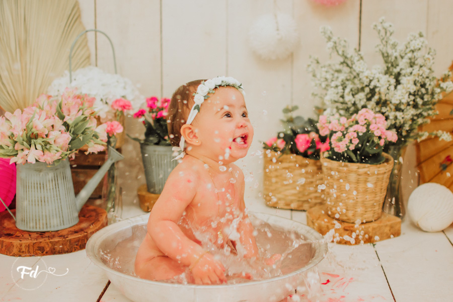 franciele duailibi photography; fotografa campo grande;  fotografia de familia ; ensaio de bebe ; smash the cake; smash the cake campo grande; ensaio de bebe campo grande; ensaio 1 ano campo grande ; fotografo de criança; ensaio estudio; ensaio banho