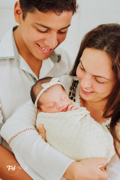  sessao newborn; newborn; campo grande; baby boy; fotos fran duailibi; mae de menina; pai de menina; newborn girl; mudo rosa; ensaio newborn; fotos de recem nascido campo grande; fotografo em campo grande; fotos de bebe; bebe com mamae; bebe com familia