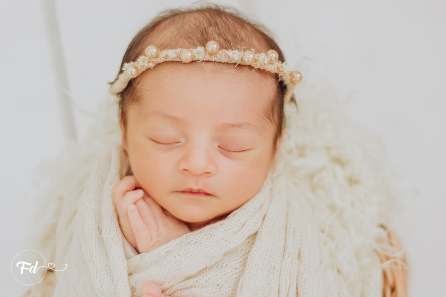  sessao newborn; newborn; campo grande; baby boy; fotos fran duailibi; mae de menina; pai de menina; newborn girl; mudo rosa; ensaio newborn; fotos de recem nascido campo grande; fotografo em campo grande; fotos de bebe; bebe com mamae; bebe com familia