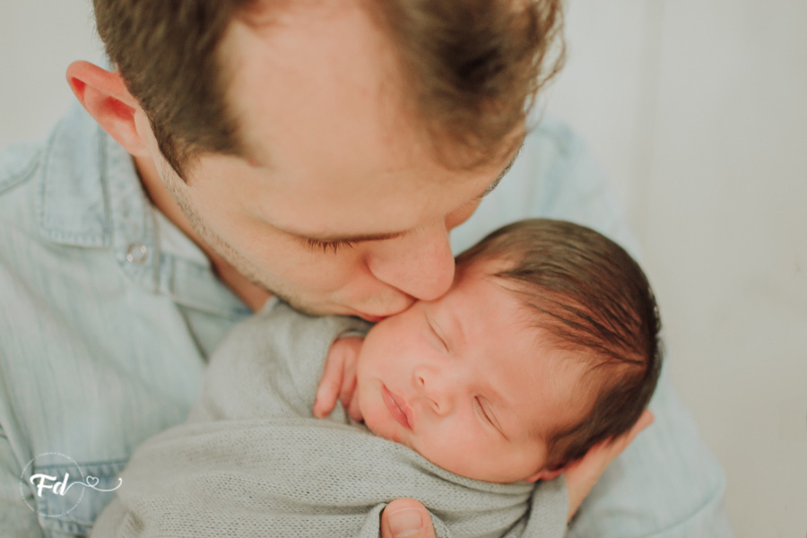  sessao newborn; newborn; campo grande; baby boy; fotos fran duailibi; mae de menina; pai de menina; newborn girl; mudo rosa; ensaio newborn; fotos de recem nascido campo grande; fotografo em campo grande; fotos de bebe; bebe arco iris; picadinhas de amor