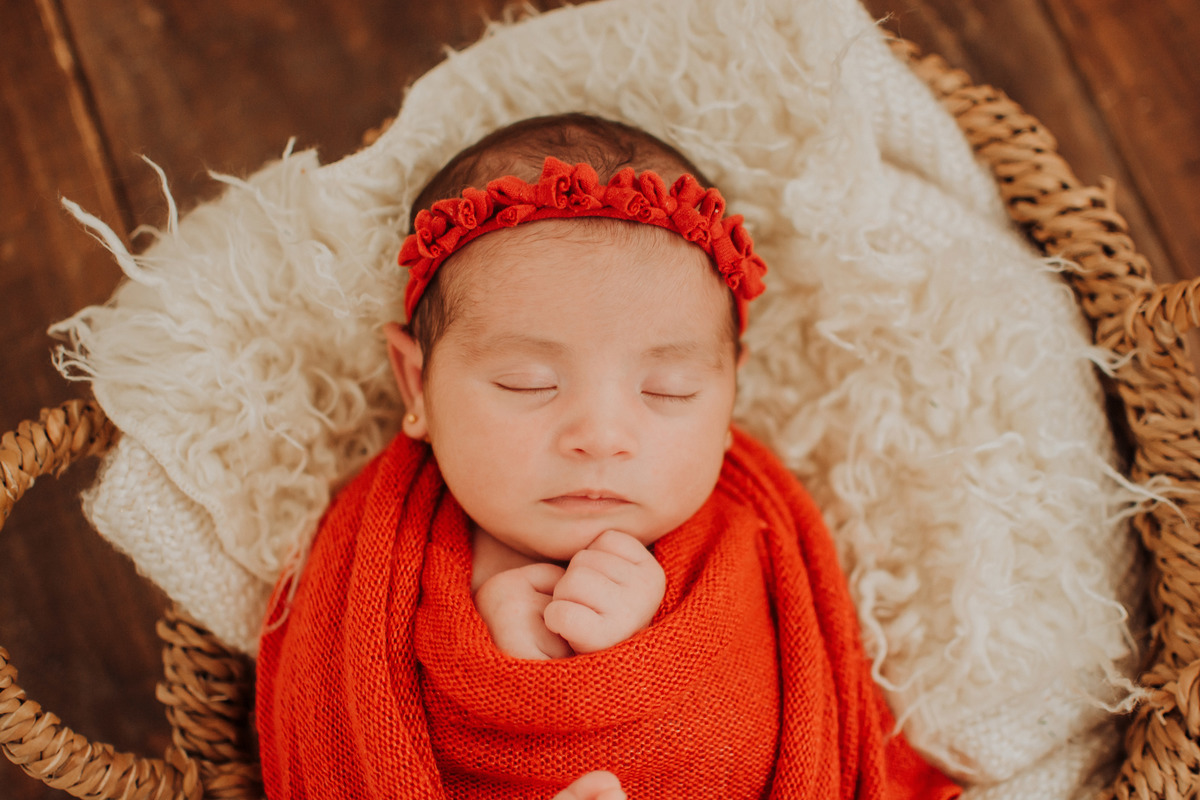  sessao newborn; newborn; campo grande; baby girl; fotos fran duailibi; mae de menina; pai de menina; newborn girl; mudo rosa; ensaio newborn; fotos de recem nascido campo grande; fotografo em campo grande; fotos de bebe; bebe, fotos de bebe