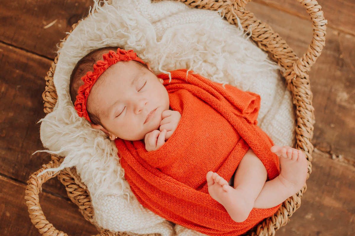  sessao newborn; newborn; campo grande; baby girl; fotos fran duailibi; mae de menina; pai de menina; newborn girl; mudo rosa; ensaio newborn; fotos de recem nascido campo grande; fotografo em campo grande; fotos de bebe; bebe, fotos de bebe