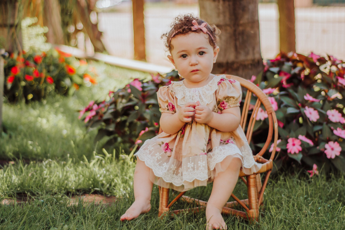 ensaio de acompanhamento de bebe; ensaio fotografico campo grande ; fotografo em campo grande; franciele duailibi photography; acompanhamento de bebe ; ensaio floricultura; campo grande ms ;  campo grande ; franciele duailibi; ensaio floricultura