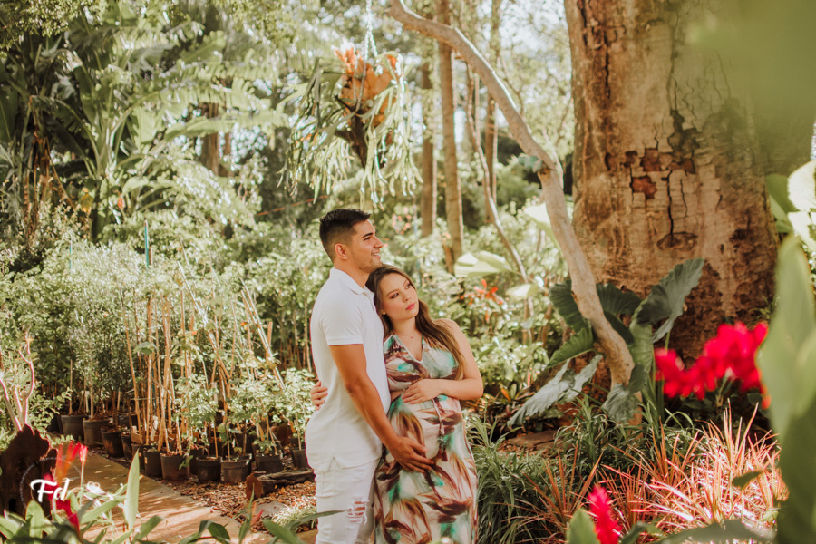 ensaio de gestante; fotos de gravida em externo; estudio de fotos em campo grande; fotos fran duailibi; fotografa campo grande; fotografo de gestante; ensaio na floricultura gravida; ensaio criativo gestante; fotos de gravida; maternidade;