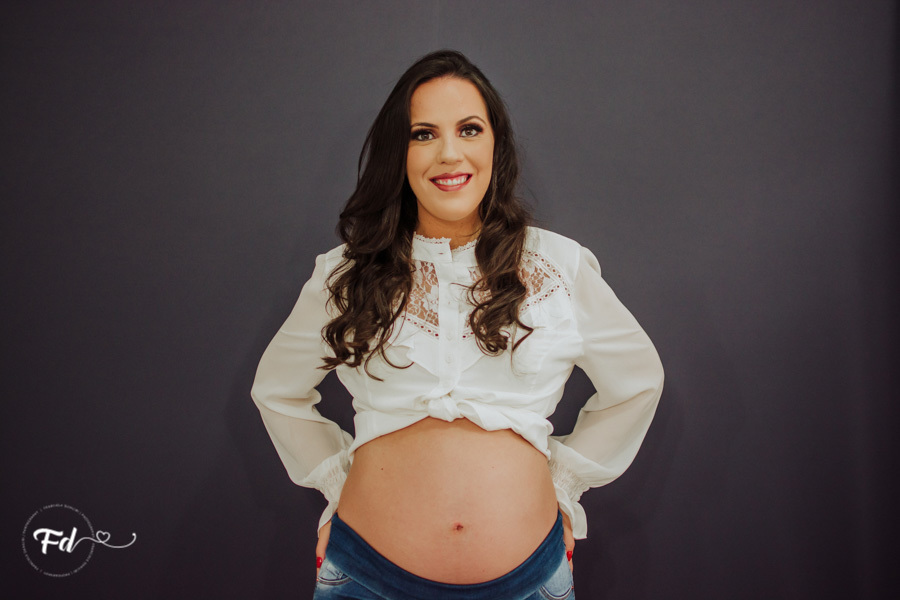 fotos de gestante; gravida no estudio; fotos de gravida no estudio; ensaio de gestante campo grande; campogrande; sessão de gestante no estudio; fotos criativas de gravida; fotografa campo grande; fotos criativas de gestante; gravidas campo grande; ensaio