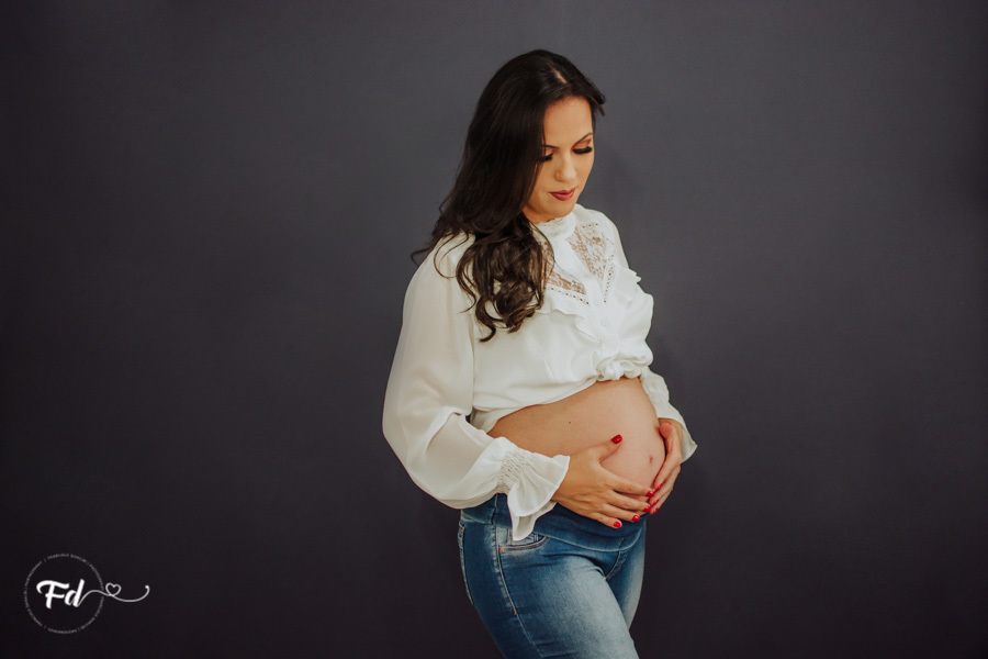 fotos de gestante; gravida no estudio; fotos de gravida no estudio; ensaio de gestante campo grande; campogrande; sessão de gestante no estudio; fotos criativas de gravida; fotografa campo grande; fotos criativas de gestante; gravidas campo grande; ensaio