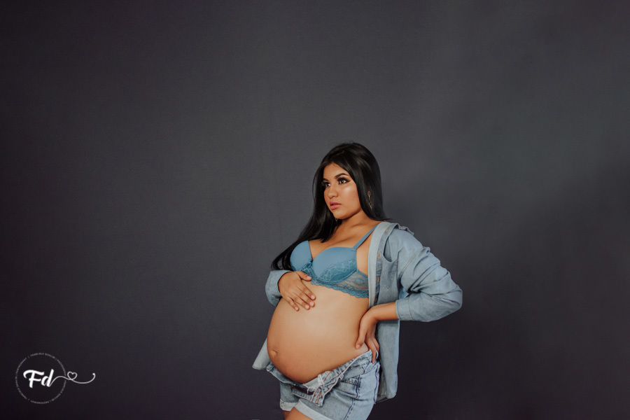 ensaio de gestante; fotos de gravida em estudio; estudio de fotos em campo grande; fotos fran duailibi; fotografa campo grande; fotografo de gestante; ensaio criativo gestante; fotos de gravida; maternidade; ensaio sozinha de gestante; 