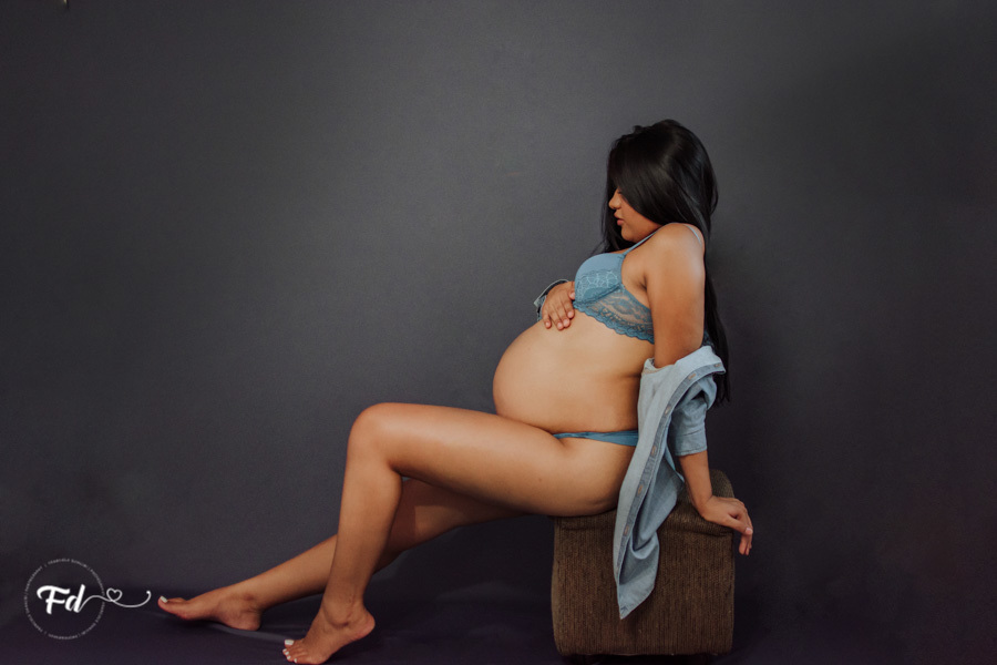 ensaio de gestante; fotos de gravida em estudio; estudio de fotos em campo grande; fotos fran duailibi; fotografa campo grande; fotografo de gestante; ensaio criativo gestante; fotos de gravida; maternidade; ensaio sozinha de gestante; 