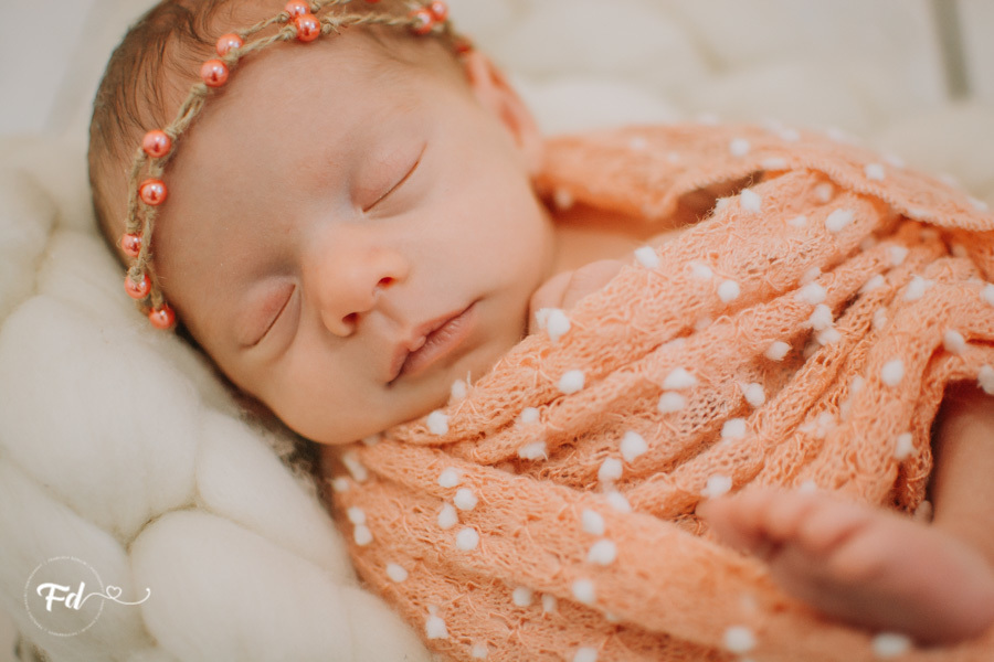  sessao newborn; newborn; campo grande; baby boy; fotos fran duailibi; mae de menina; pai de menina; newborn girl; mudo rosa; ensaio newborn; fotos de recem nascido campo grande; fotografo em campo grande; fotos de bebe; bebe com mamae; bebe com familia