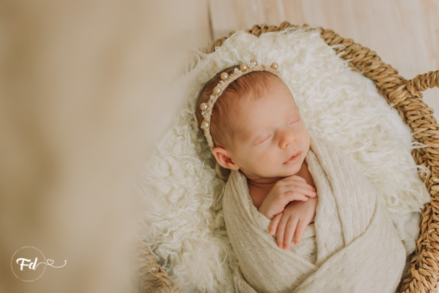  sessao newborn; newborn; campo grande; baby boy; fotos fran duailibi; mae de menina; pai de menina; newborn girl; mudo rosa; ensaio newborn; fotos de recem nascido campo grande; fotografo em campo grande; fotos de bebe; bebe com mamae; bebe com familia