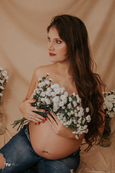ensaio de gestante; fotos de gravida estudio flores; esestudio de fotos em campo grande; fotos fran duailibi; fotografa campo grande; fotografo de gestante; ensaio gravida; ensaio criativo gestante; fotos de gravida; gestante nu